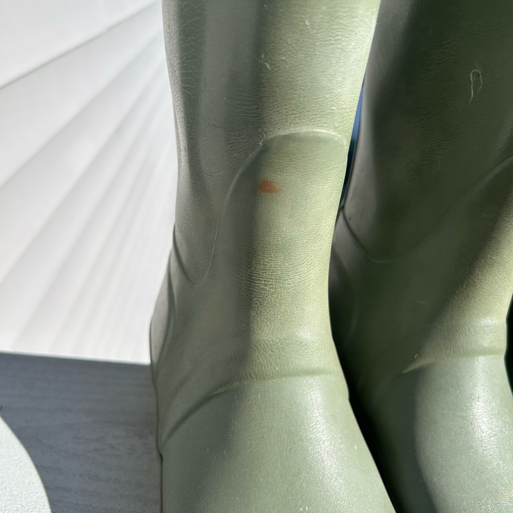 Hunter Green Women's Boots - Picture 4 of 5